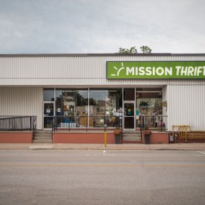 295:295?src=%2 Fimages%2 Fdirectory%2 Fcompanies%2 F160 Church St  Mission Thrift 295 295 img