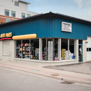 295:295?src=%2 Fimages%2 Fdirectory%2 Fcompanies%2 F19 Silver St  Pineridge Auto 295 295 img