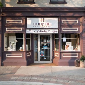 295:295?src=%2 Fimages%2 Fdirectory%2 Fcompanies%2 F39 King StW  Hoopers Jewellers 295 295 img