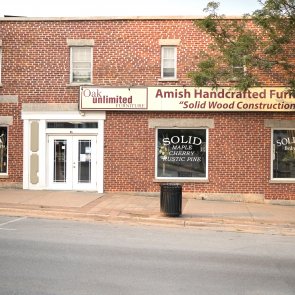 295:295?src=%2 Fimages%2 Fdirectory%2 Fcompanies%2 F95 85 King StW  Oak Unlimited 295 295 img