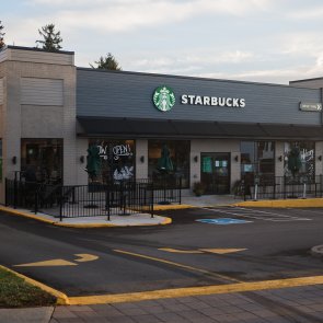 295:295?src=%2 Fimages%2 Fdirectory%2 Fcompanies%2 F96 King StE  Starbucks 295 295 img