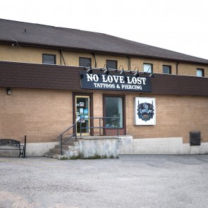 295:295?src=%2 Fimages%2 Fdirectory%2 Fcompanies%2 F98 King StW  WestA  No Love Lost Tattoosand Piercings 295 295 img