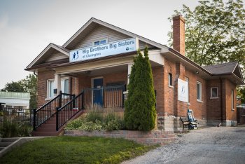 (VACANT) 23 Scugog St