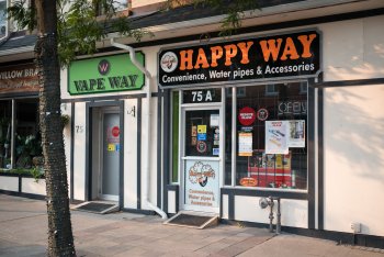 (DISPLACED) 75A King St W